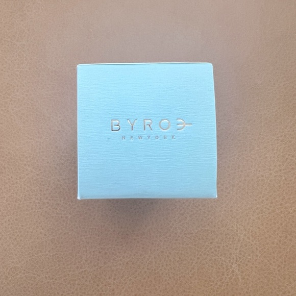 *NIB* BYROE Peony Tea Glow Oil, 1.01 FL. OZ. - Picture 7 of 13